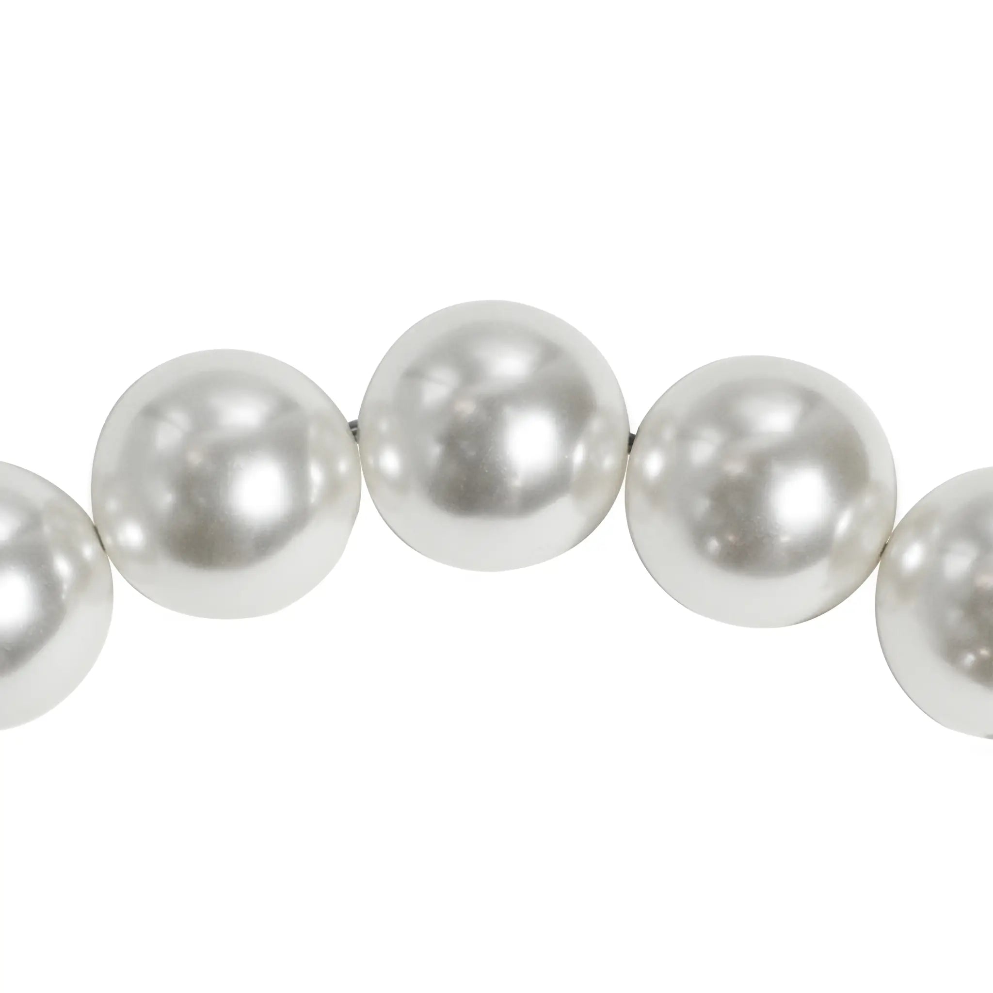 Close-up of pearl beads on handle rope strap, showcasing quality.